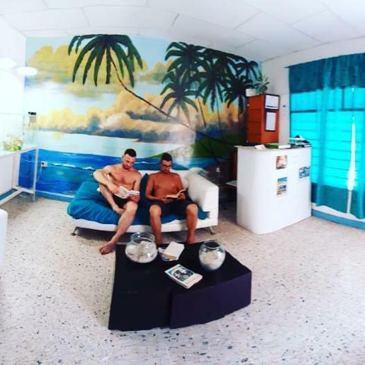 Aquarium Pensión 2*